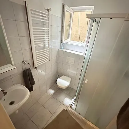 Colton Csengery Deluxe Apartment Budapest