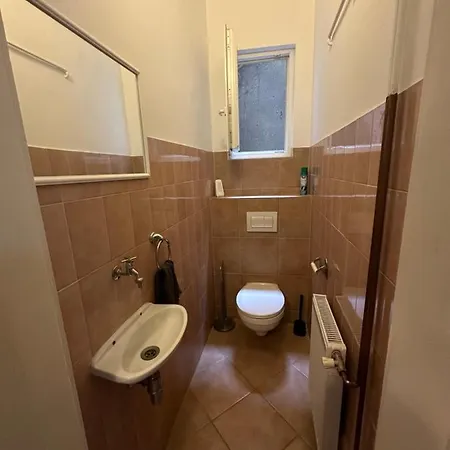 Colton Csengery Deluxe Apartment